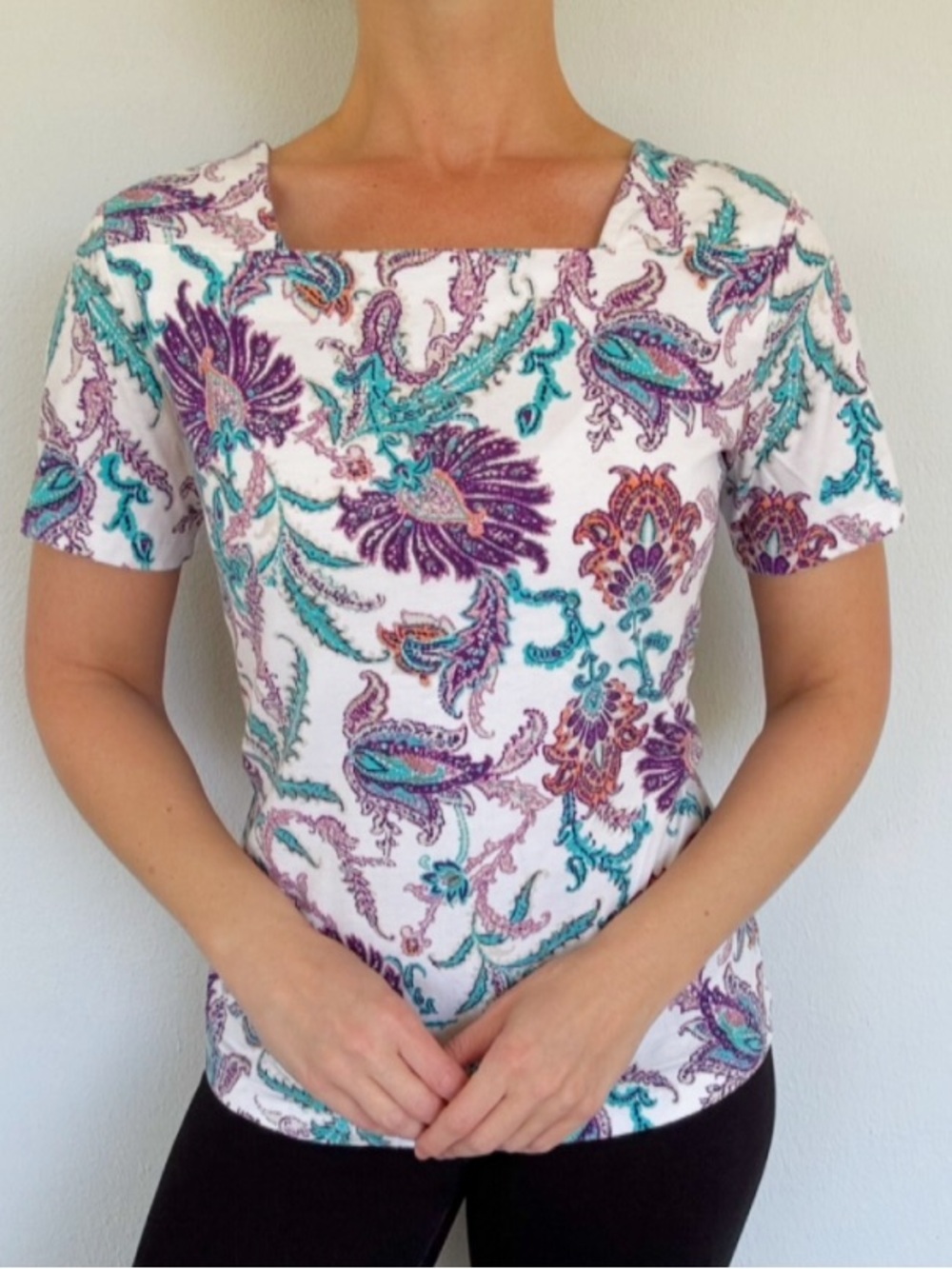 Coral Bay Petite purple teal tropical floral cotton tee size medium